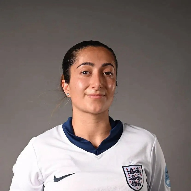 Sara Catriona in an England white national team shirt